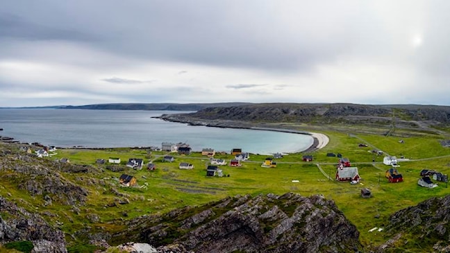Hamningberg er et fraflyttet fiskevær i enden av Nasjonal turistveg Varanger. Foto: Bjarne Riesto