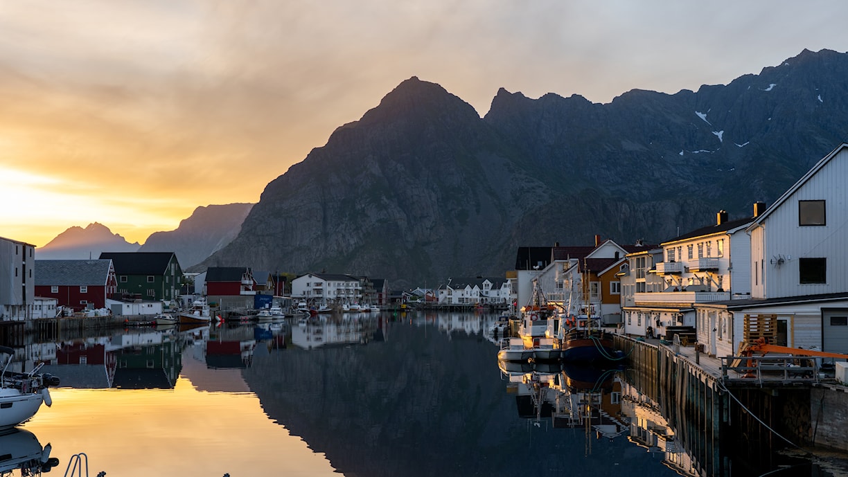 Henningsvær. Straumnes, Norwegian Scenic Route Lofoten.