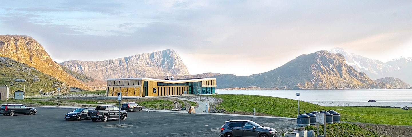 From the new visitor center there is a great view of Hauklandstranda, the sea and the mountains to the southwest.