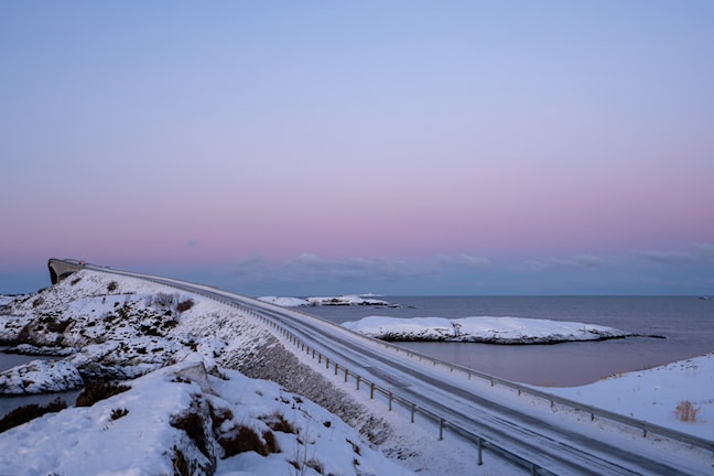 Pink winter lights at the Storseisund Bridge.