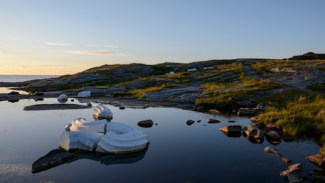 Kunstinstallasjonen Columna Transatlantica ved Vevang.