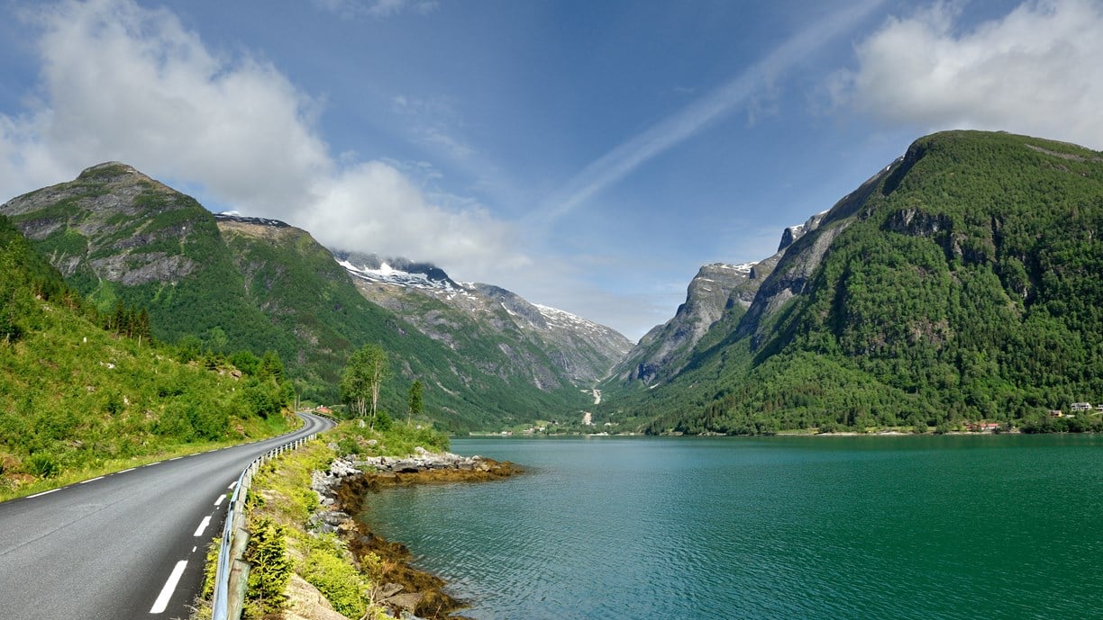 Sværefjorden.